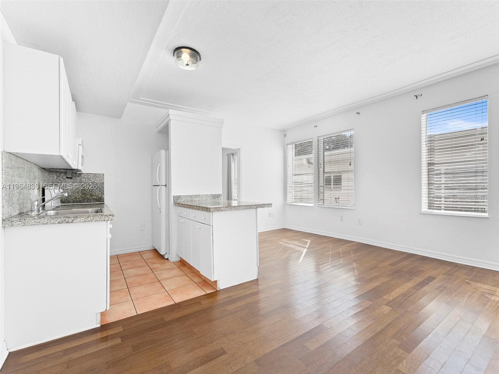 1027 Pennsylvania Ave # 206, Miami Beach FL 33139 — 9