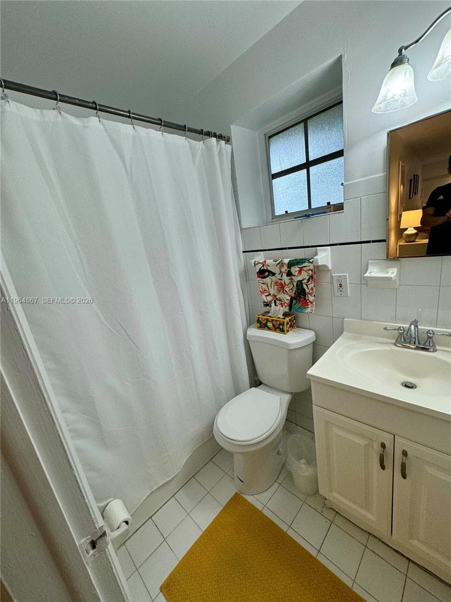 6580 Santona St # A38, Coral Gables FL 33146 — 10