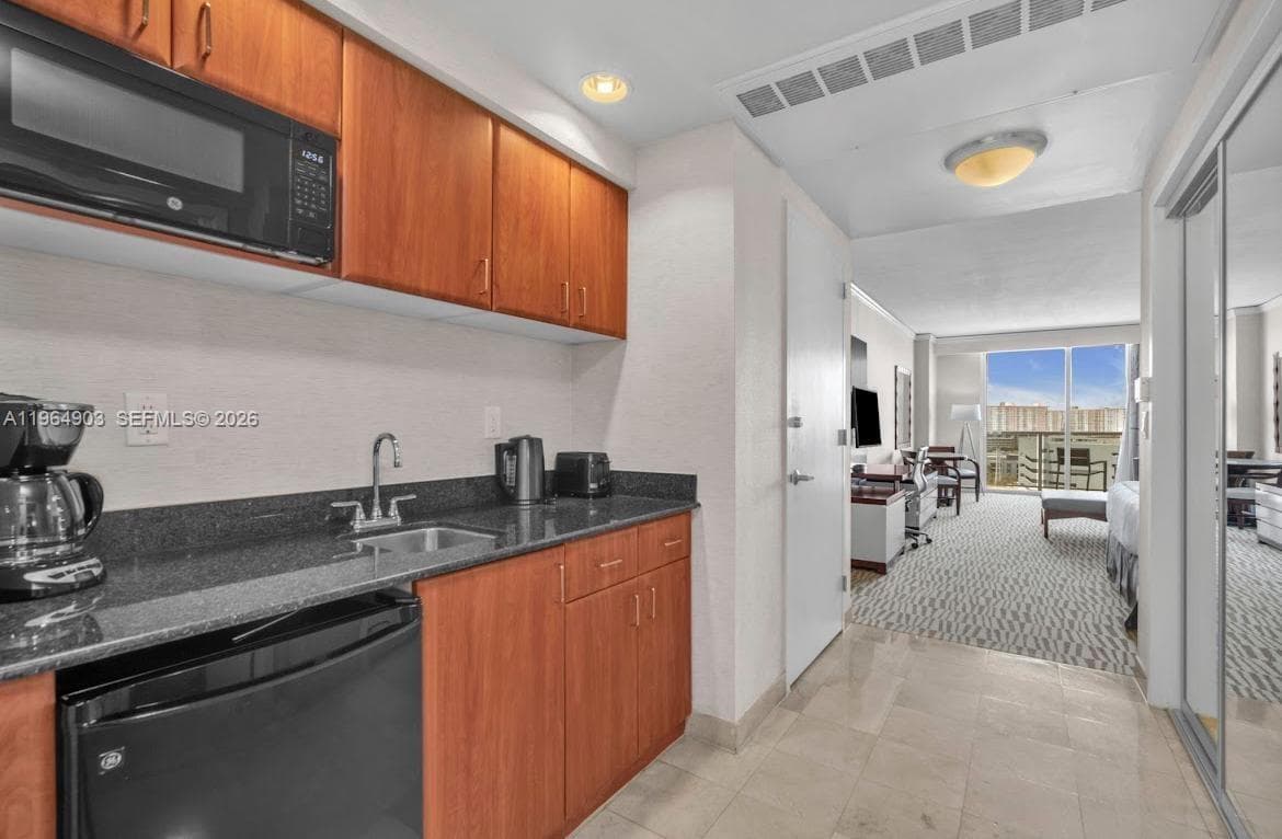18001 Collins Ave # 917, Sunny Isles Beach FL 33160 — 27