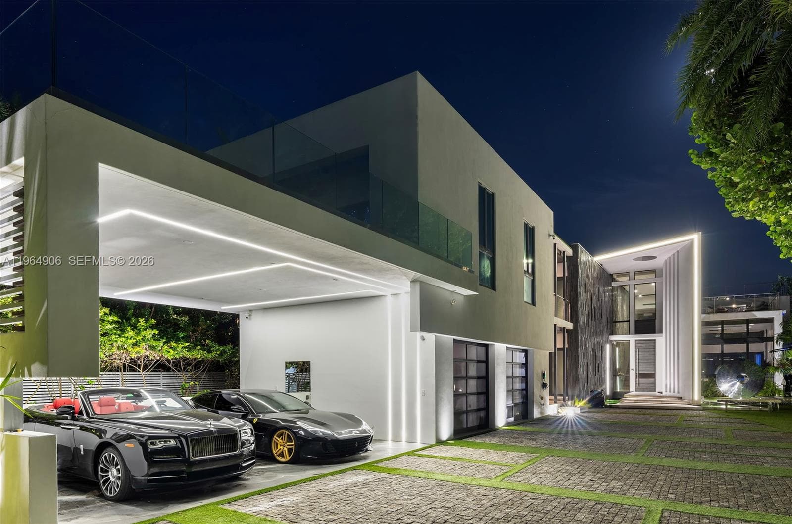 528 Lakeview Ct, Miami Beach FL 33140 — 12