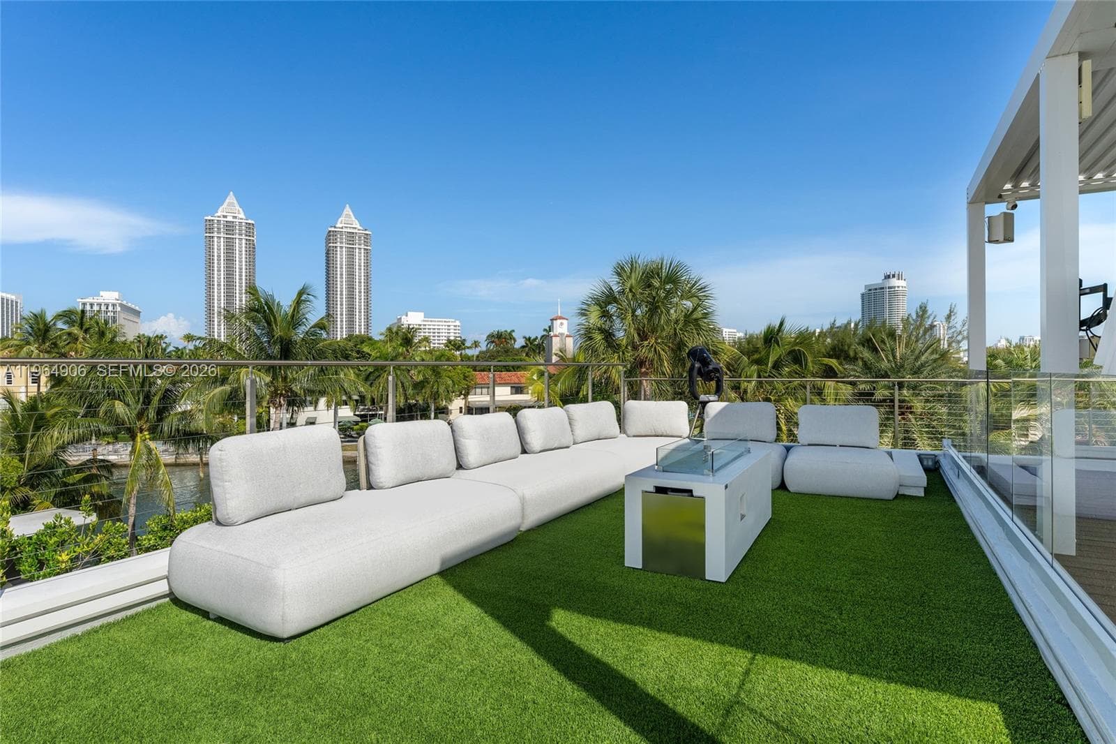 528 Lakeview Ct, Miami Beach FL 33140 — 57