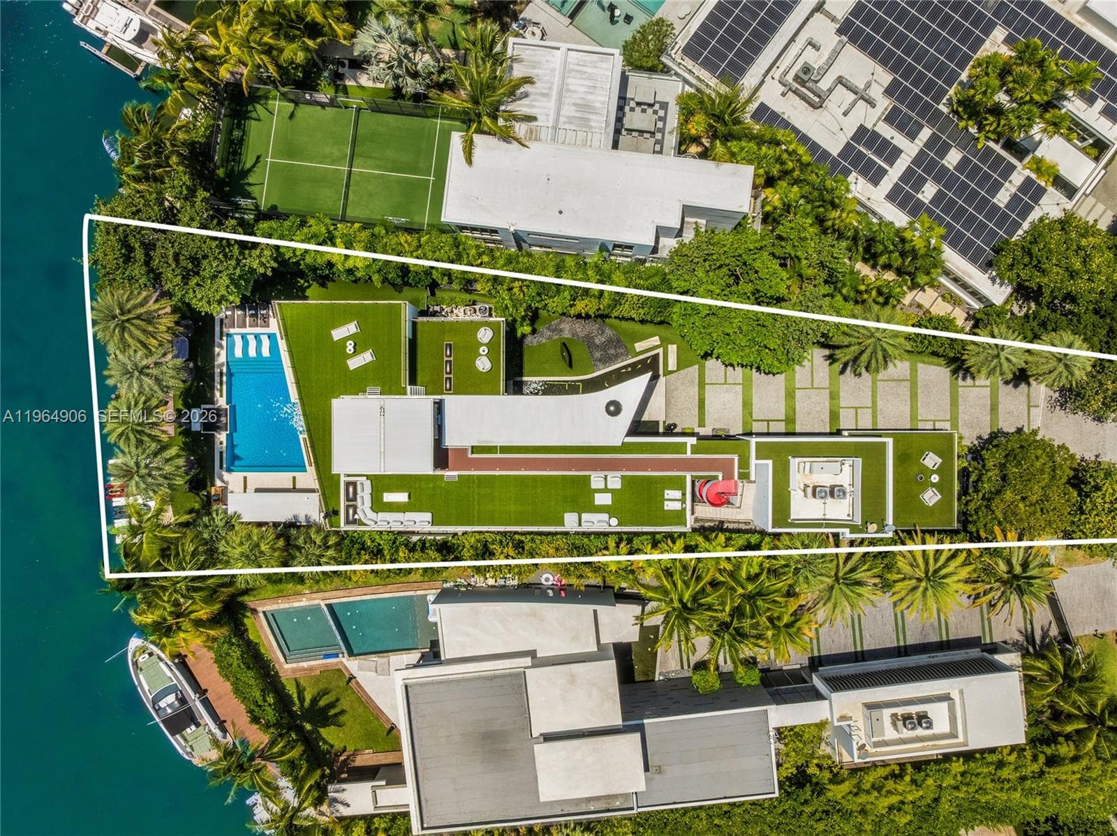 528 Lakeview Ct, Miami Beach FL 33140 — 79