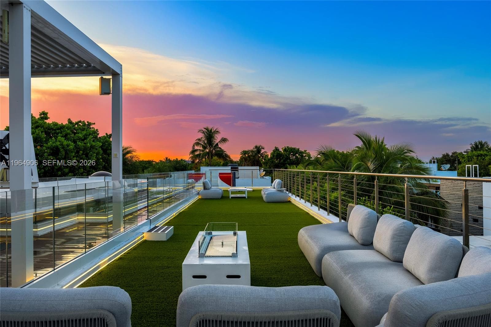 528 Lakeview Ct, Miami Beach FL 33140 — 61