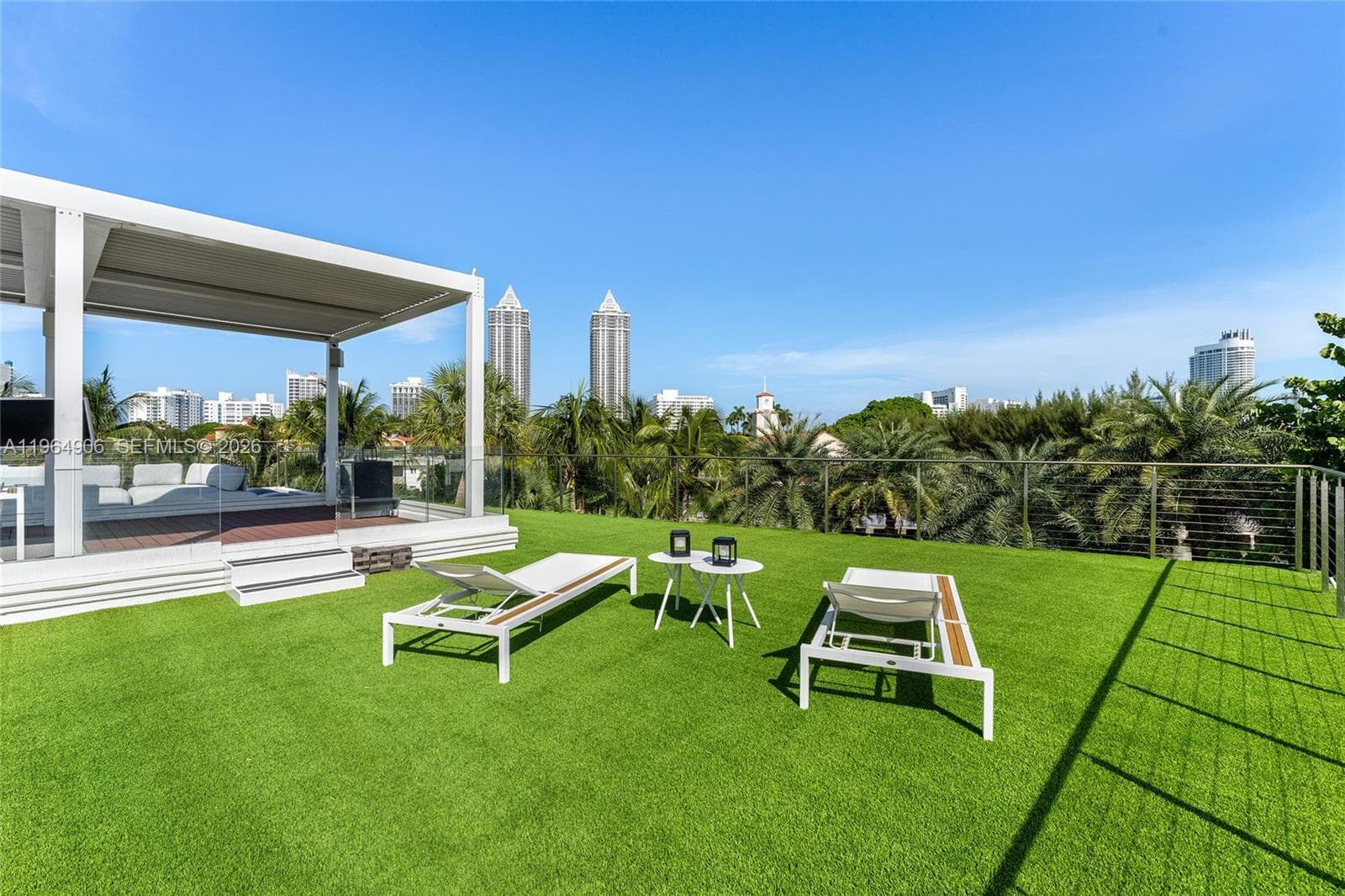 528 Lakeview Ct, Miami Beach FL 33140 — 58