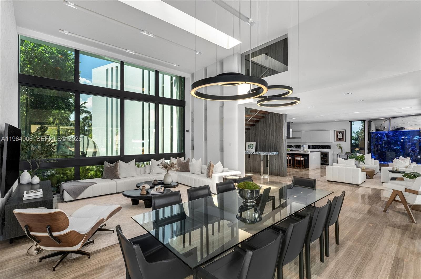 528 Lakeview Ct, Miami Beach FL 33140 — 25