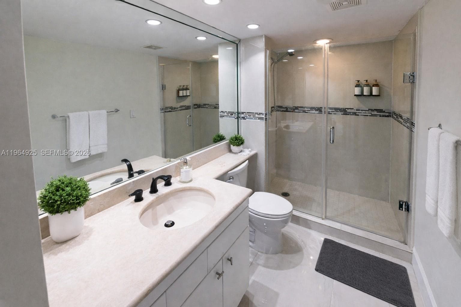 19707 Turnberry Way # 20G, Aventura FL 33180 — 17