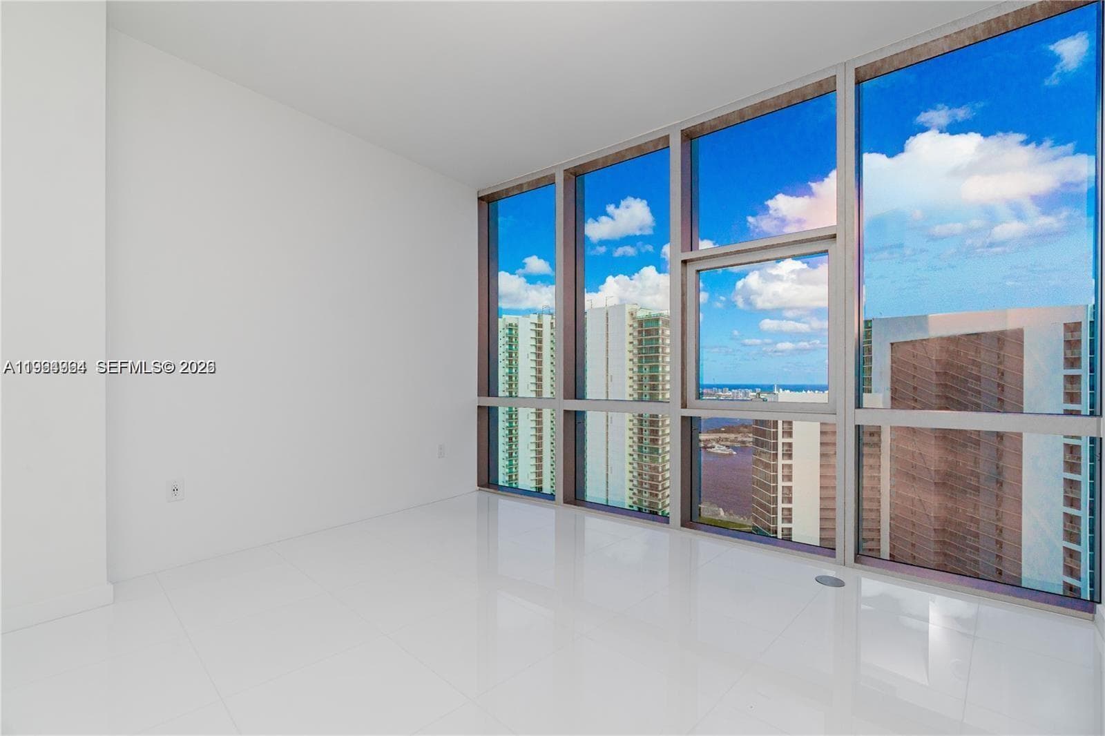 851 NE 1st Ave # 4911, Miami FL 33132 — 13