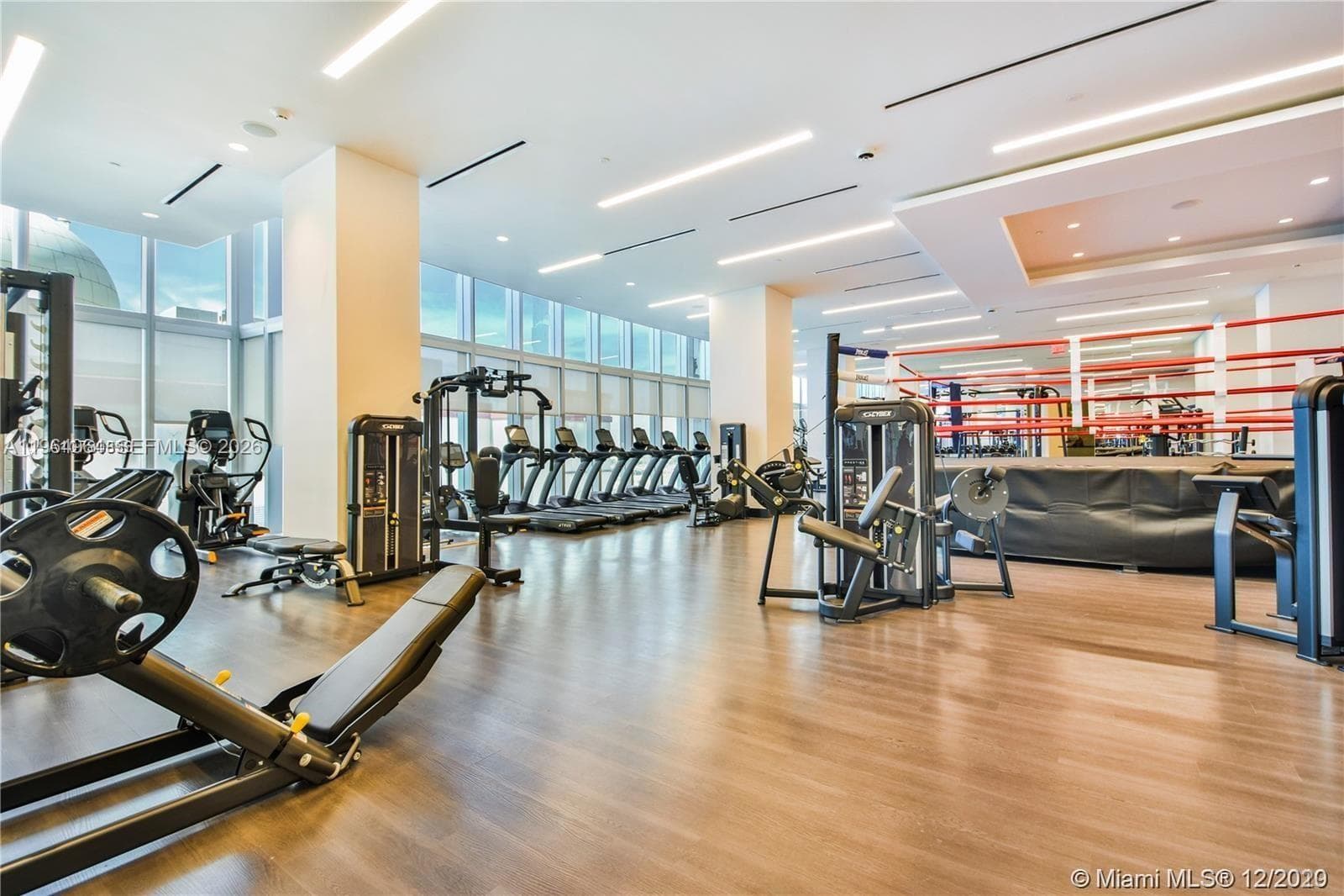 851 NE 1st Ave # 4911, Miami FL 33132 — 7