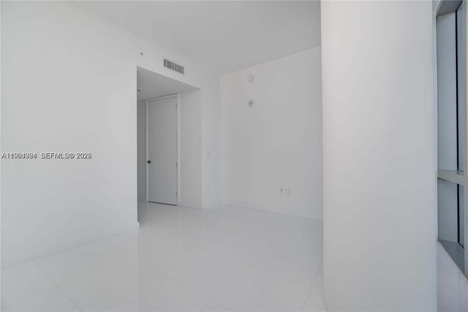 851 NE 1st Ave # 4911, Miami FL 33132 — 19