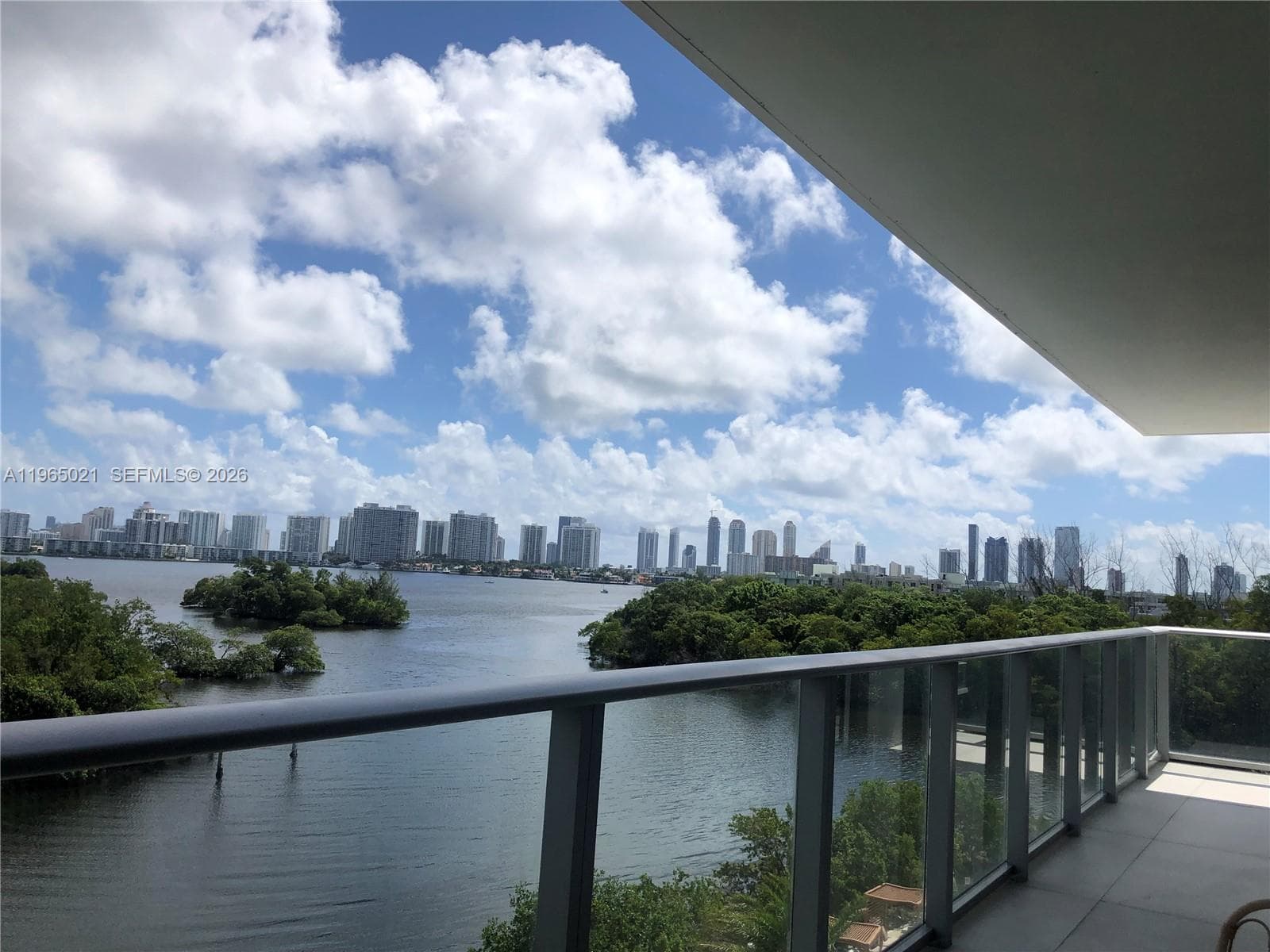 16385 Biscayne Blvd # 507, North Miami Beach FL 33160 — 16