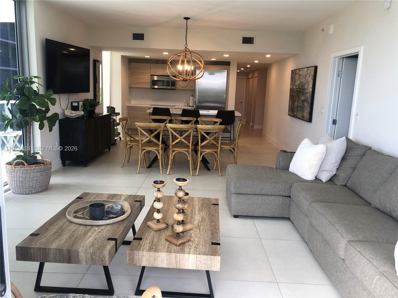 16385 Biscayne Blvd # 507, North Miami Beach FL 33160 — 12
