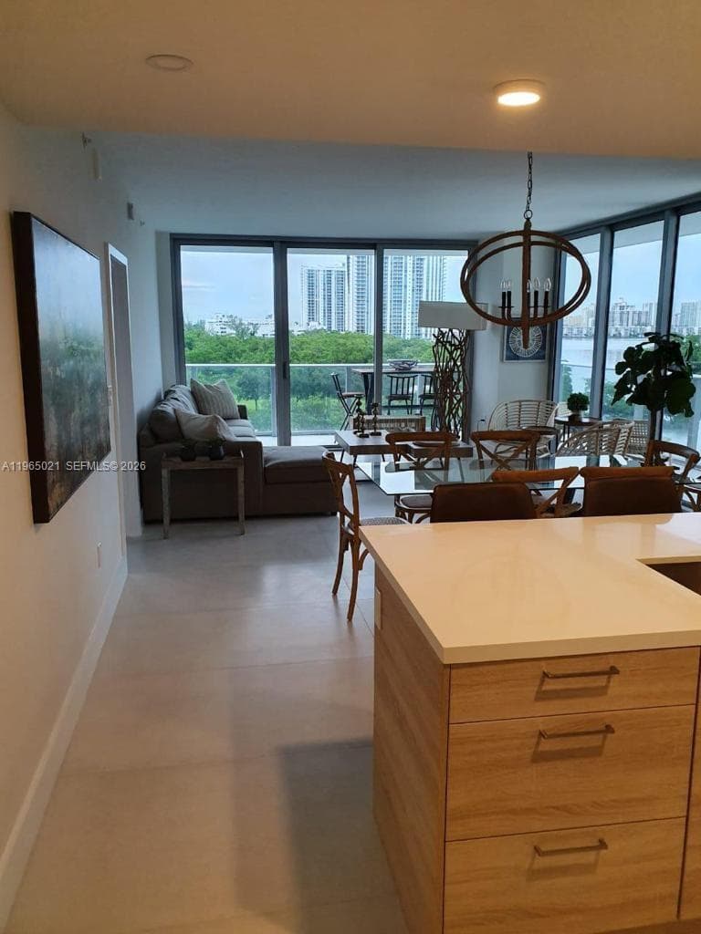 16385 Biscayne Blvd # 507, North Miami Beach FL 33160 — 4