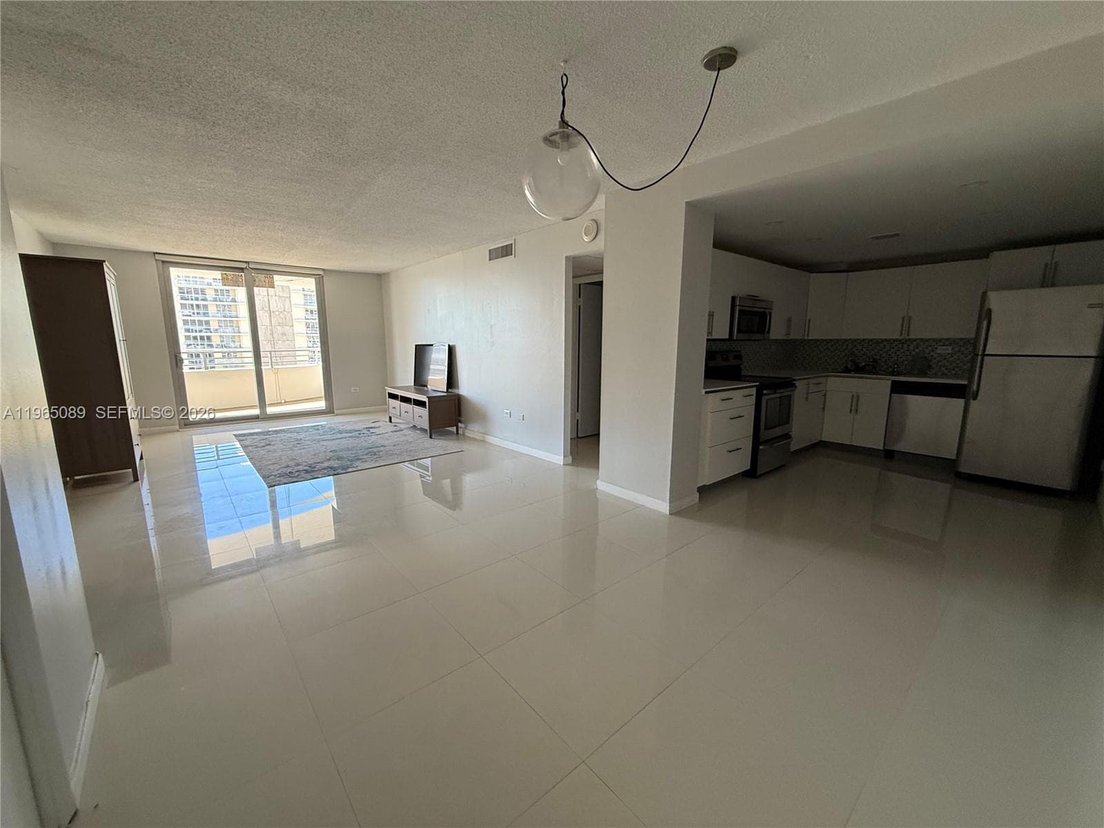 5555 Collins Ave # 12Z, Miami Beach FL 33140 — 2