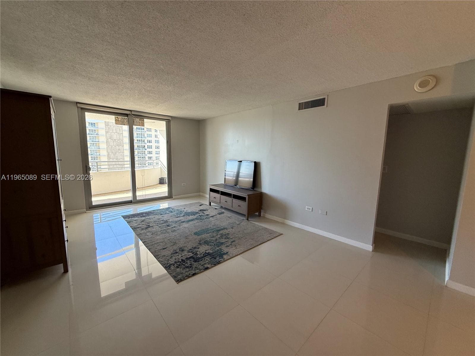 5555 Collins Ave # 12Z, Miami Beach FL 33140 — 17