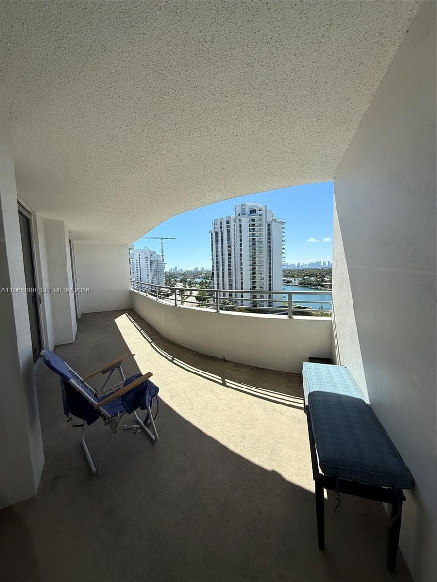 5555 Collins Ave # 12Z, Miami Beach FL 33140 — 10
