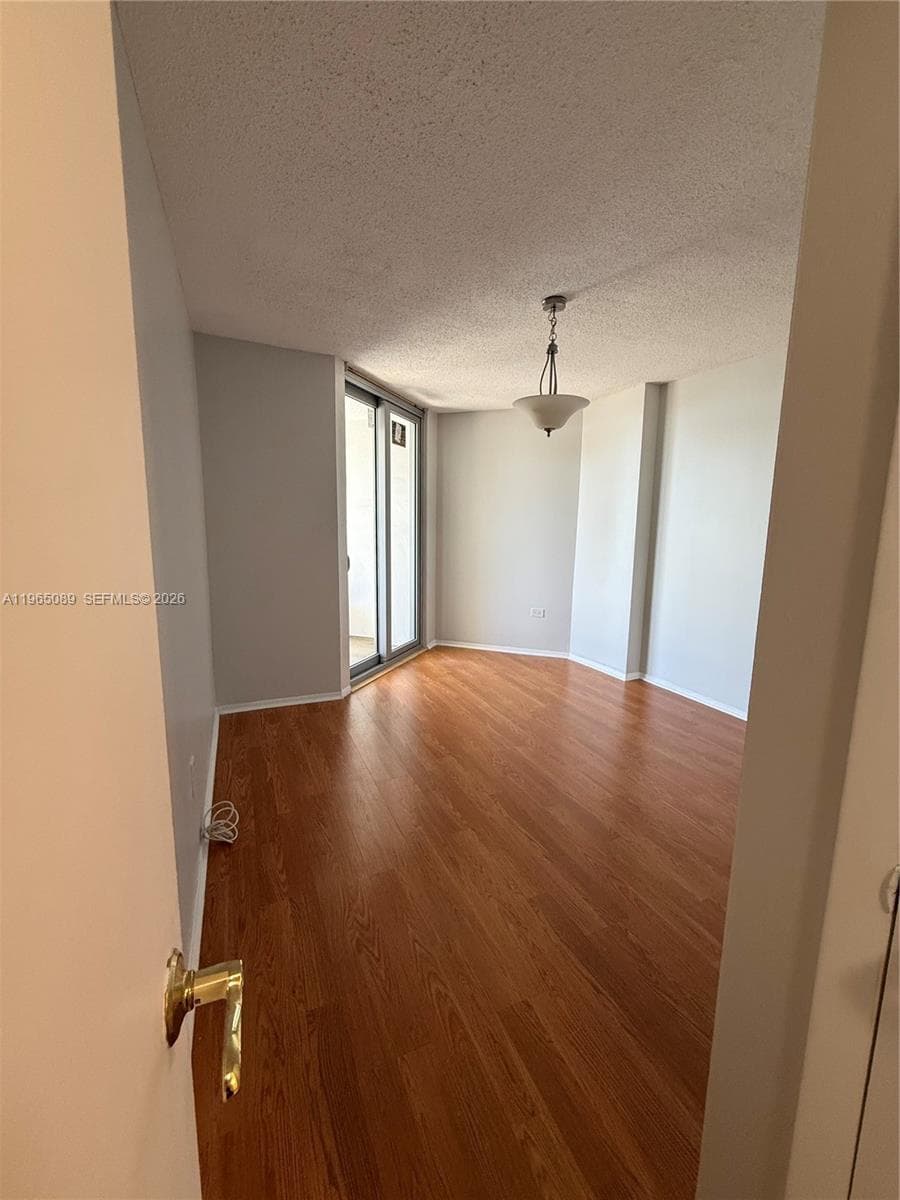 5555 Collins Ave # 12Z, Miami Beach FL 33140 — 8