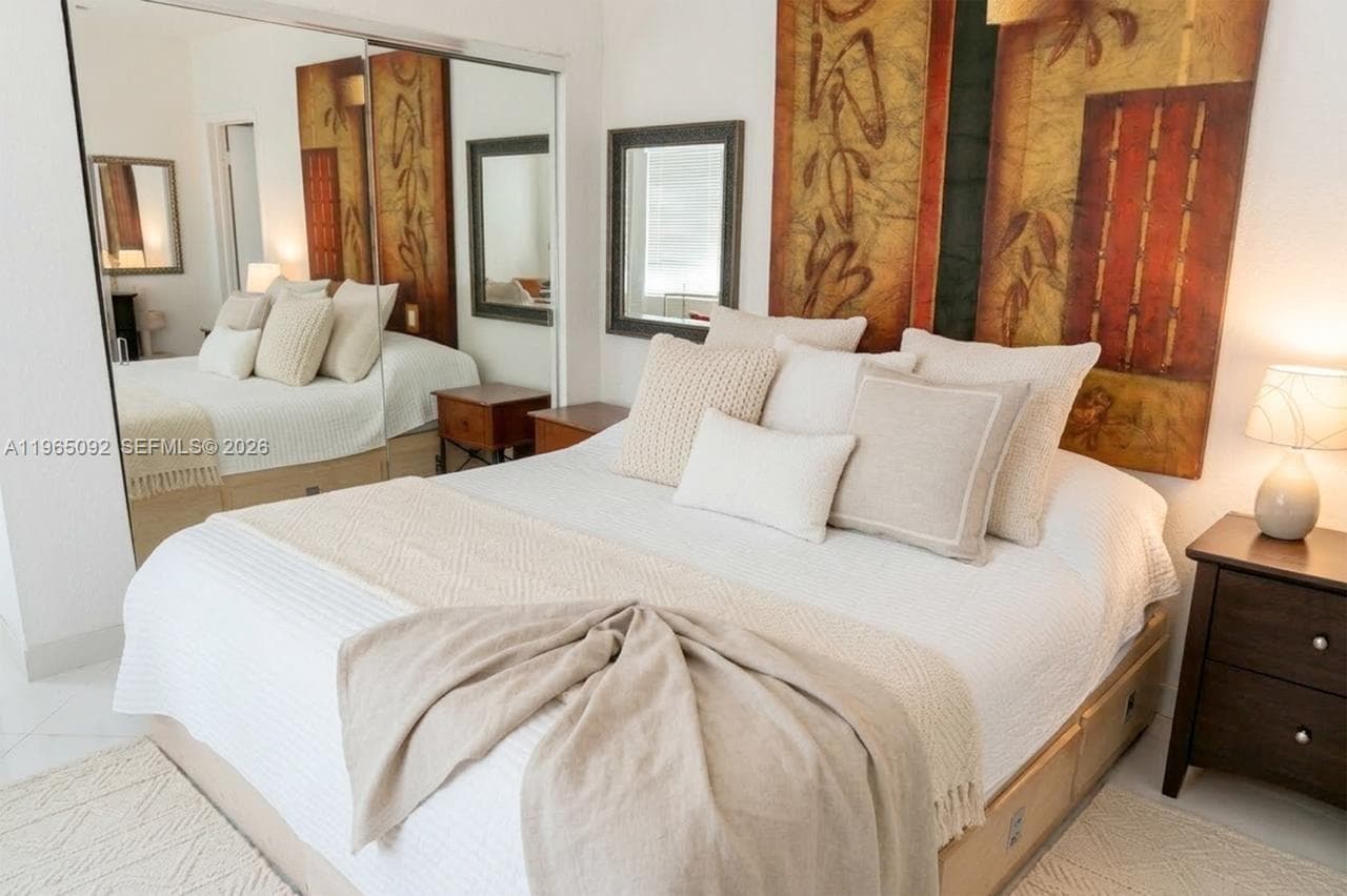 802 Euclid Ave # 305, Miami Beach FL 33139 — 5