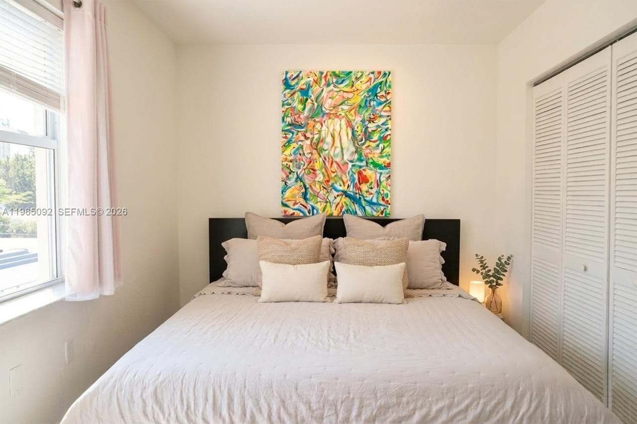 802 Euclid Ave # 305, Miami Beach FL 33139 — 4