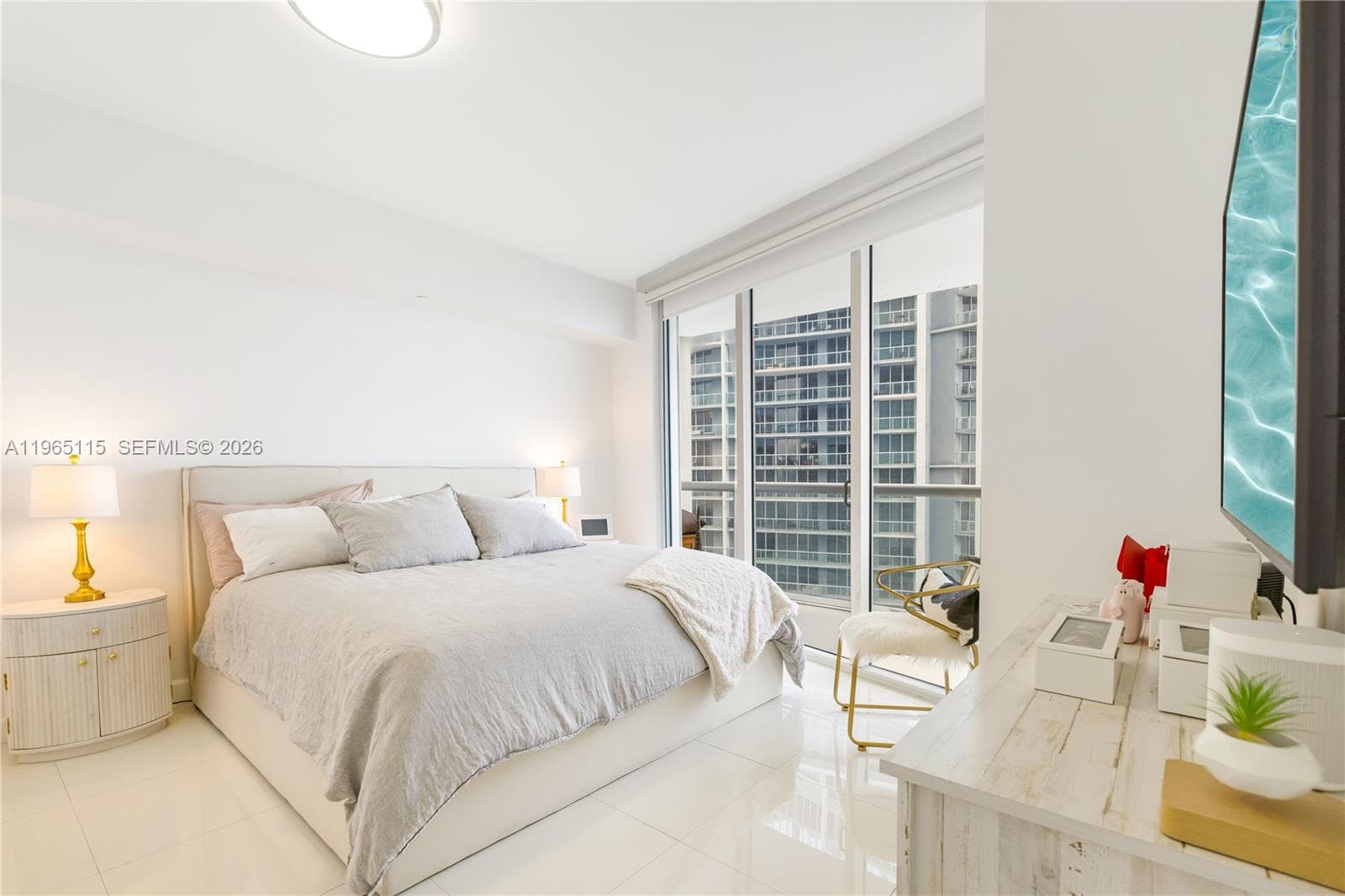 495 Brickell Ave # 4704, Miami FL 33131 — 13