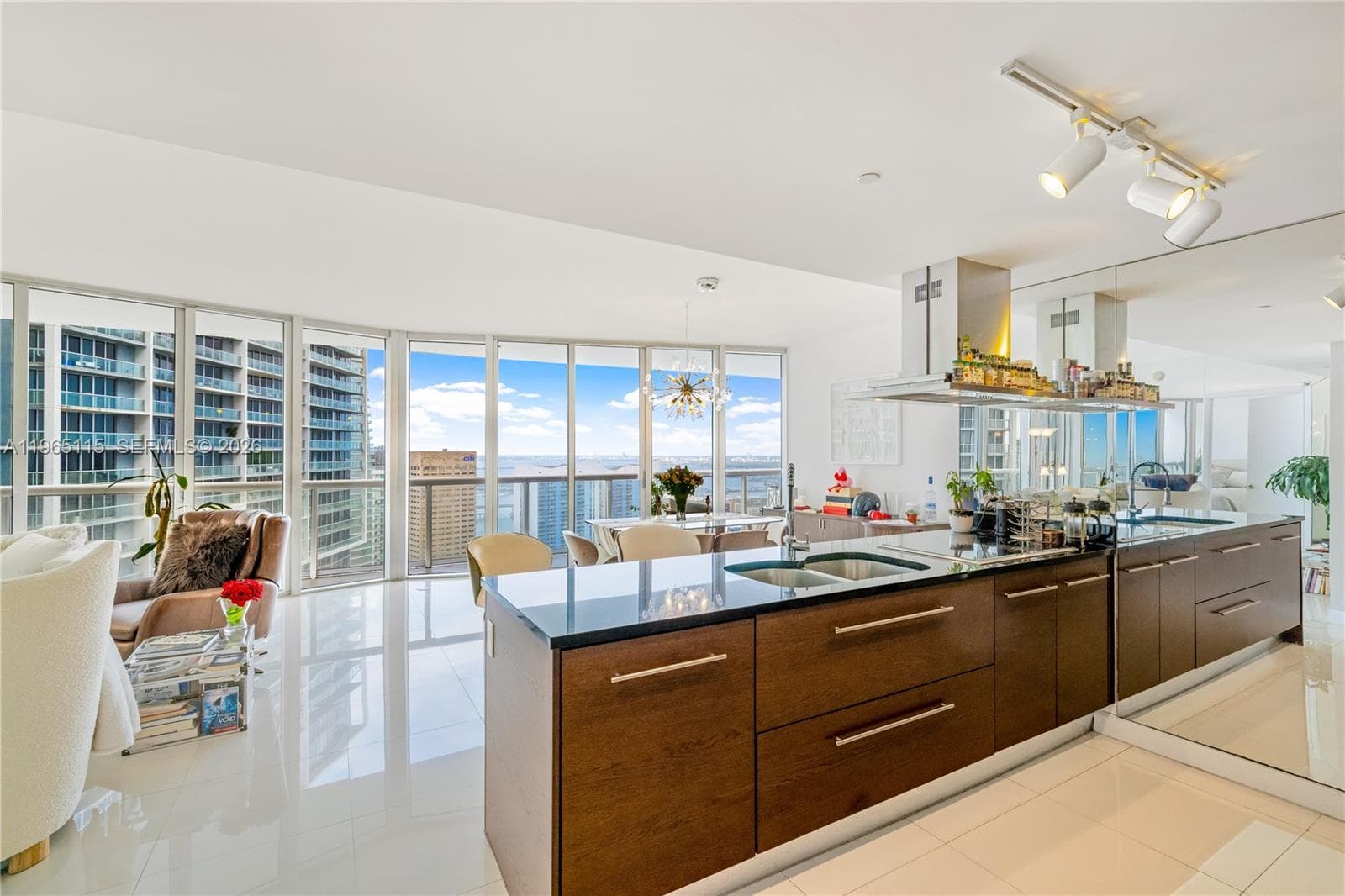 495 Brickell Ave # 4704, Miami FL 33131 — 1