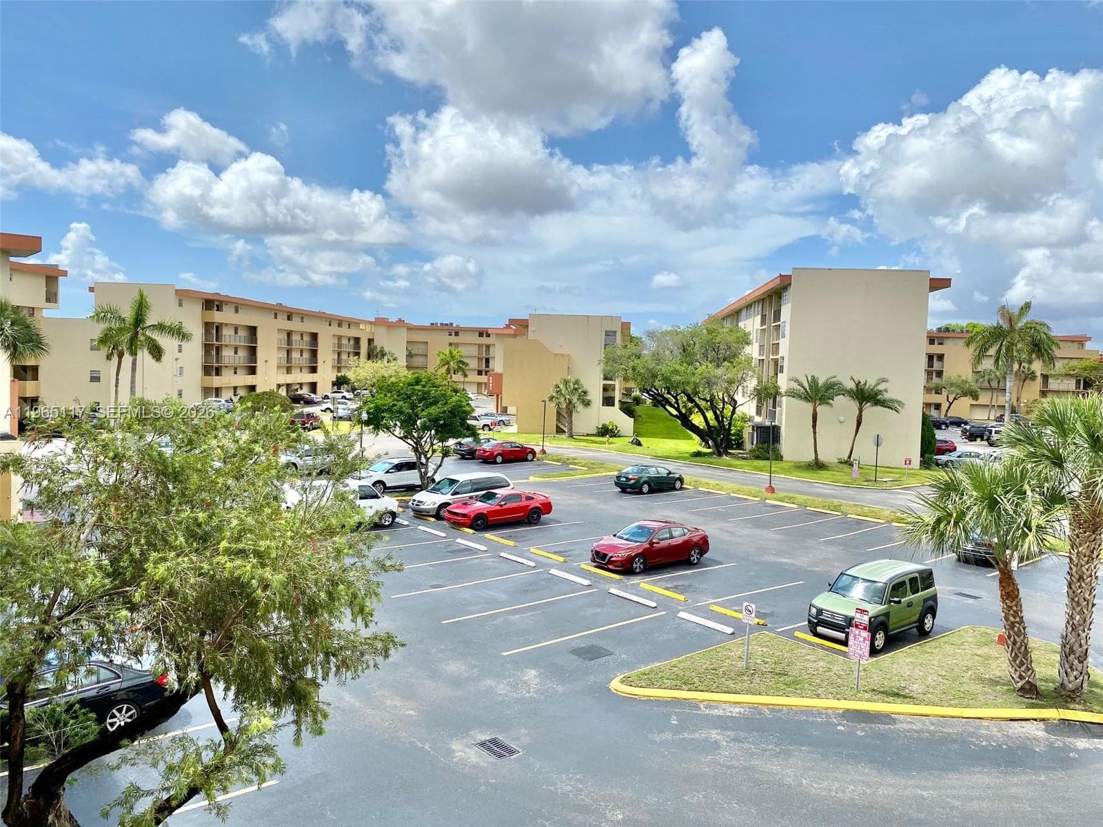 8897 Fontainebleau Blvd # 303, Miami FL 33172 — 23