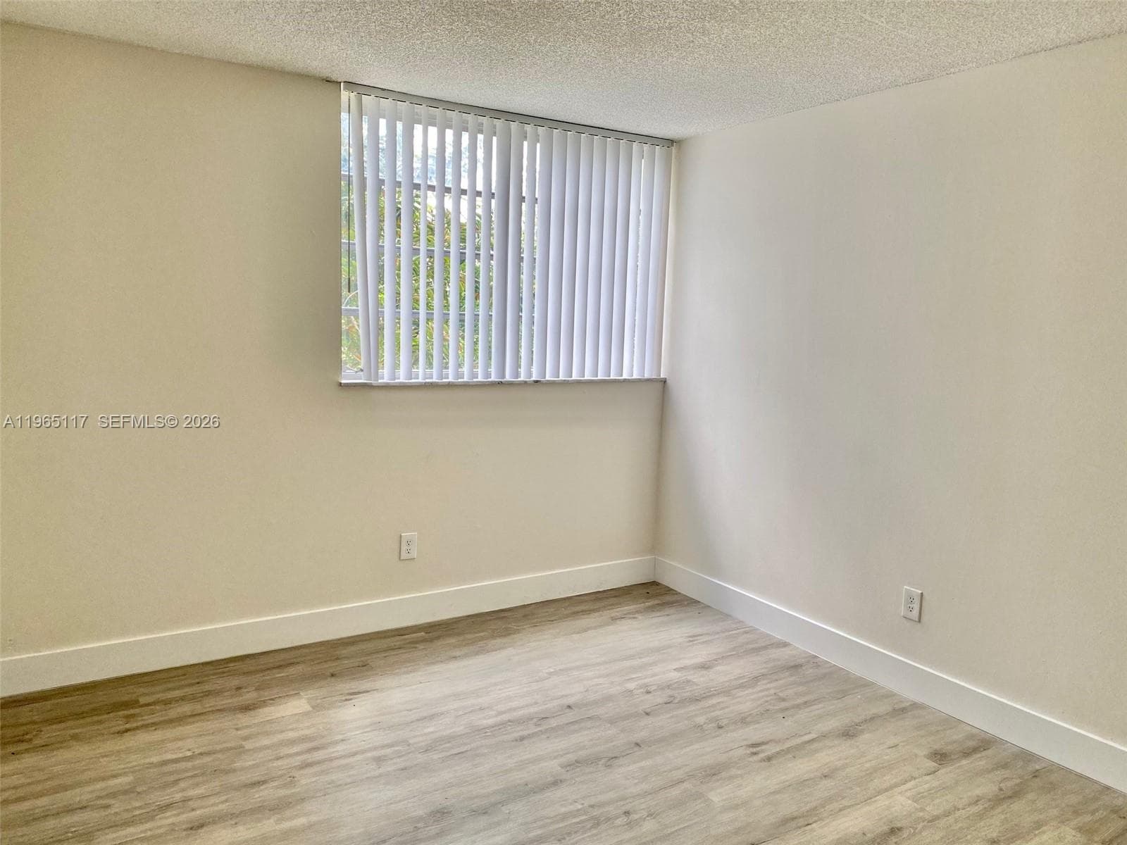 8897 Fontainebleau Blvd # 303, Miami FL 33172 — 16