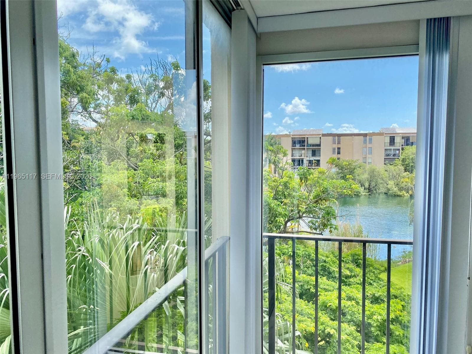 8897 Fontainebleau Blvd # 303, Miami FL 33172 — 3
