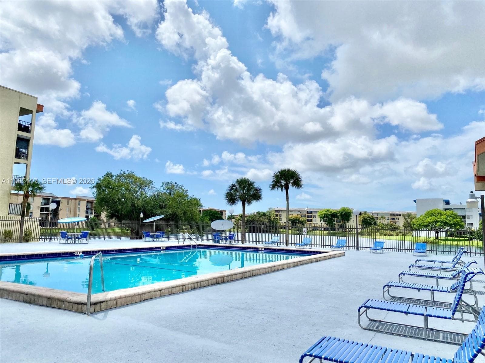 8897 Fontainebleau Blvd # 303, Miami FL 33172 — 19