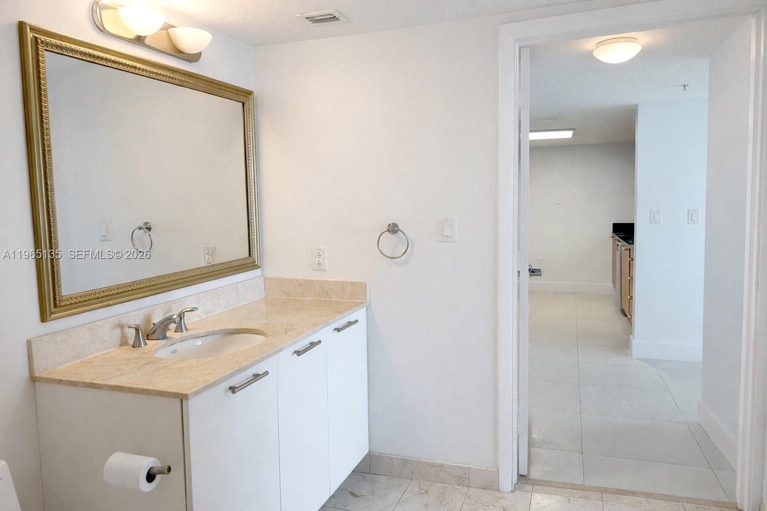 1800 N Bayshore Dr # 4102, Miami FL 33132 — 21