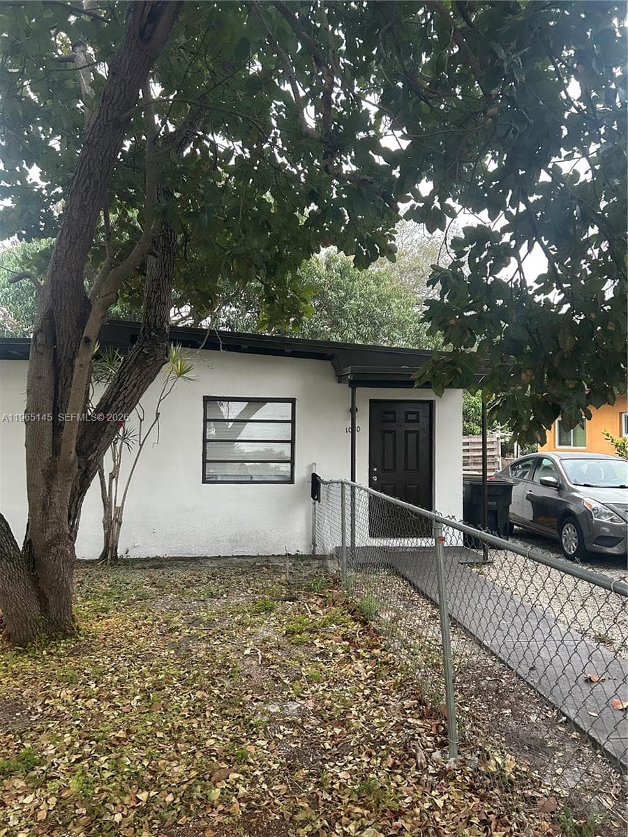 1080 NW 121st St, North Miami FL 33168 — 2
