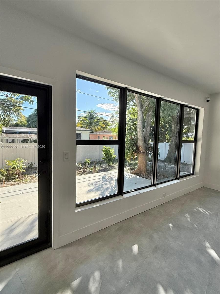 12615 N Miami Ave, North Miami FL 33168 — 53