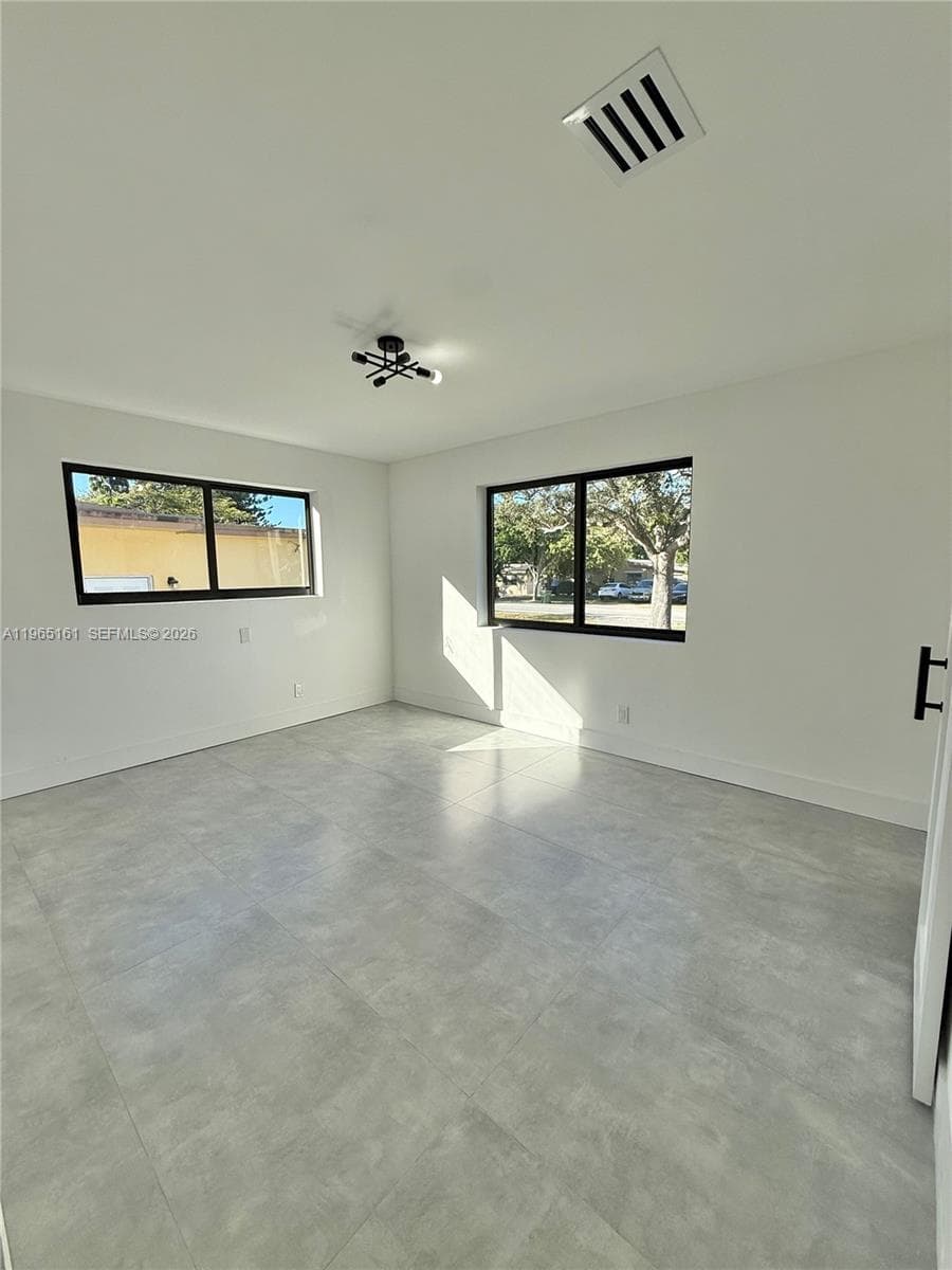 12615 N Miami Ave, North Miami FL 33168 — 36
