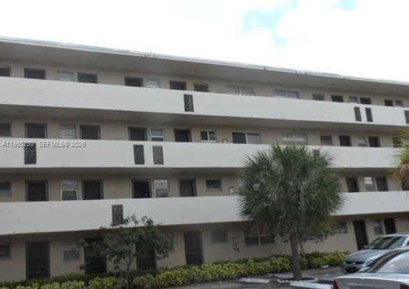 1690 NE 191st St # 1, Miami FL 33179 — 1