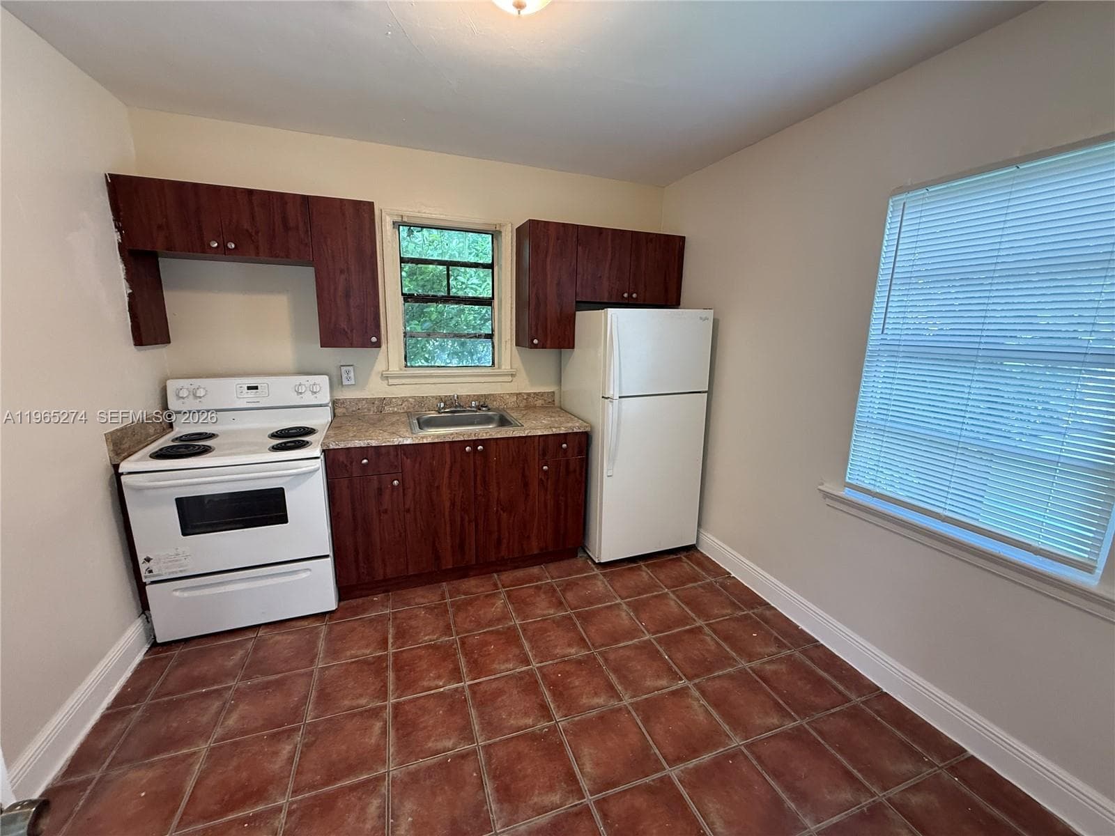 8290 NW 4th Ave # 2, Miami FL 33150 — 3