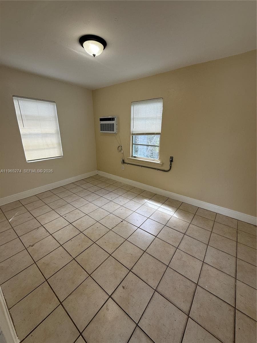 8290 NW 4th Ave # 2, Miami FL 33150 — 4