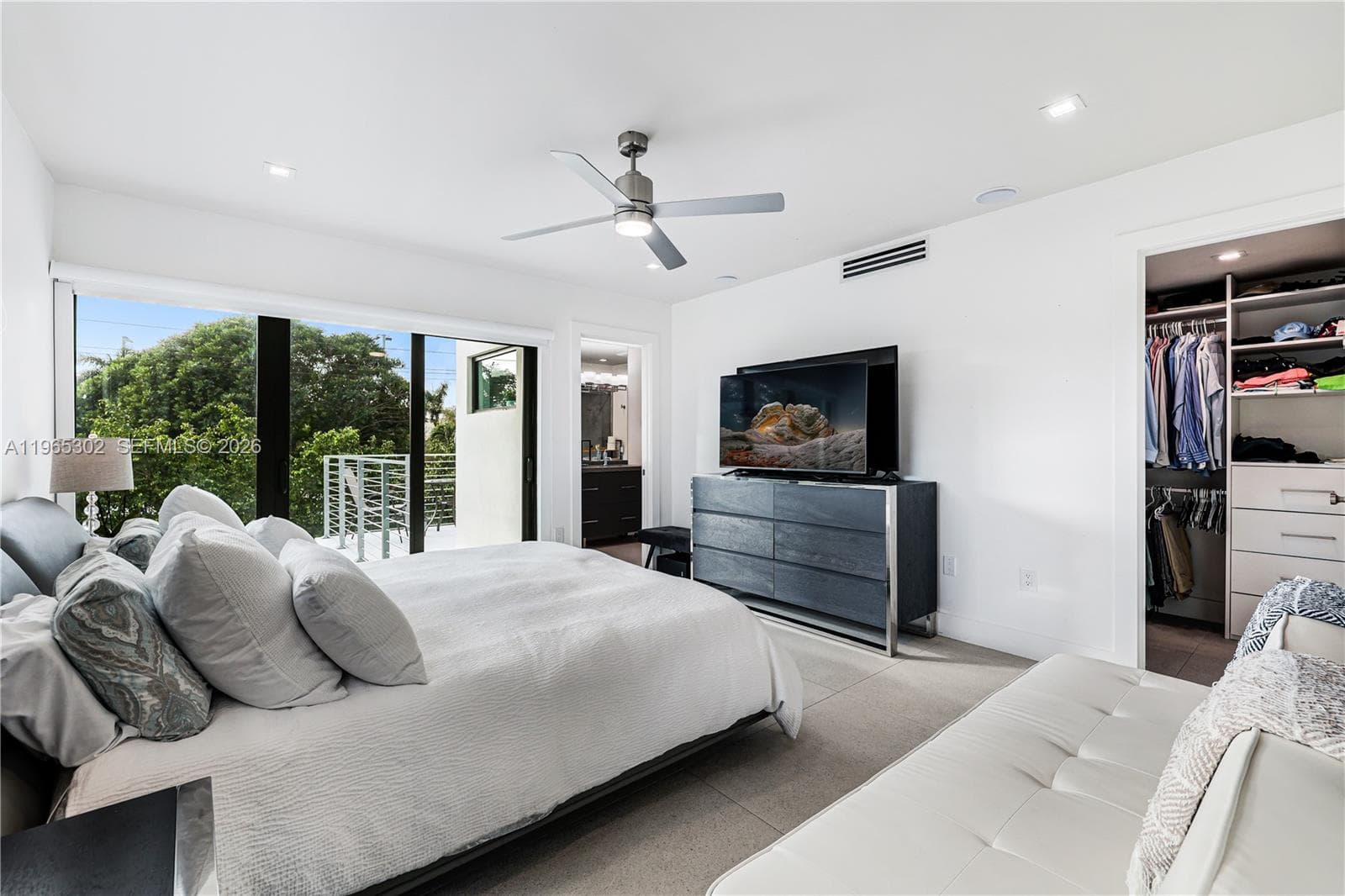 640 Fernwood Rd, Key Biscayne FL 33149 — 12