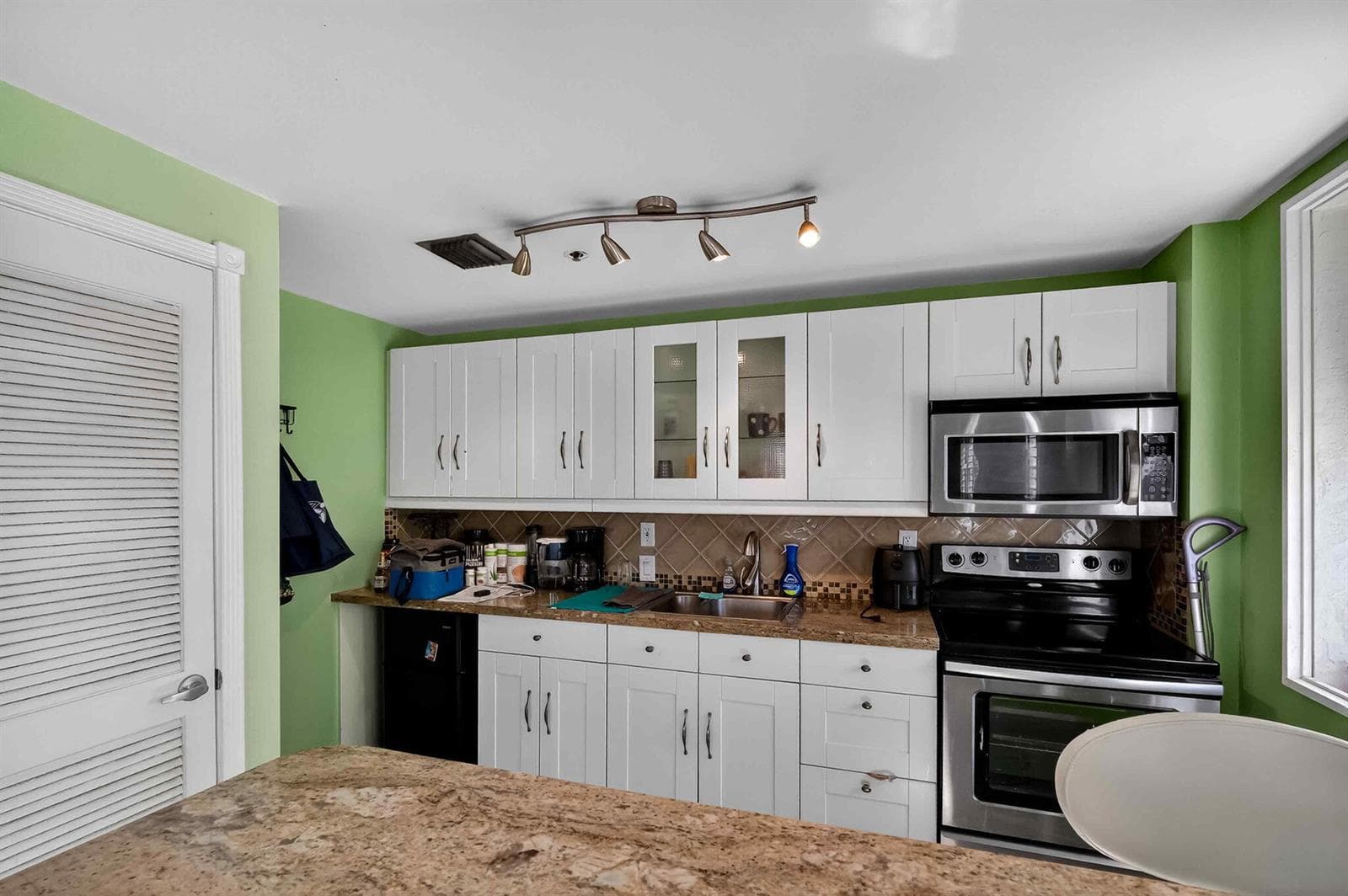 802 Euclid Avenue # 104, Miami Beach FL 33139 — 16