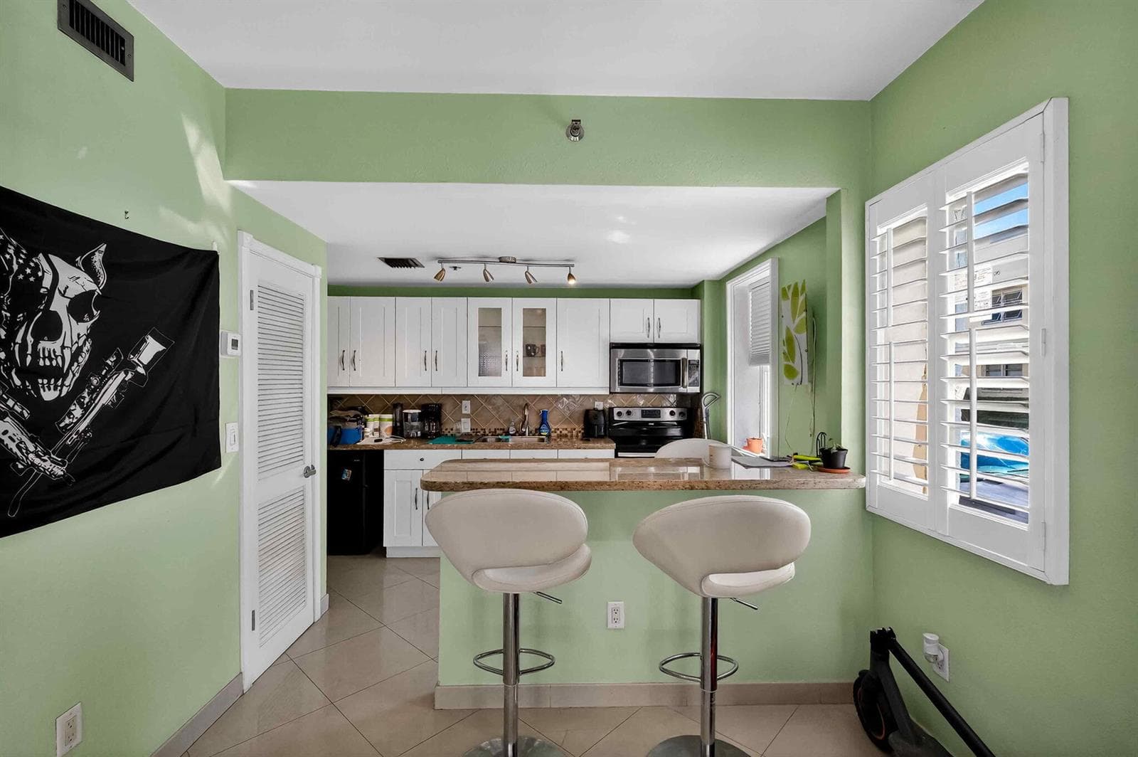 802 Euclid Avenue # 104, Miami Beach FL 33139 — 12