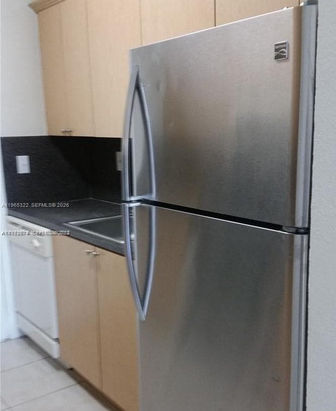 Olas Azules Condo, North Miami Beach, FL — 4