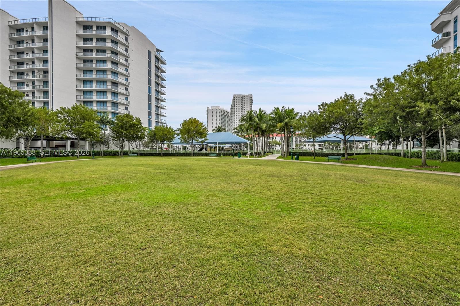 3131 NE 188th St # 1107, Aventura FL 33180 — 27