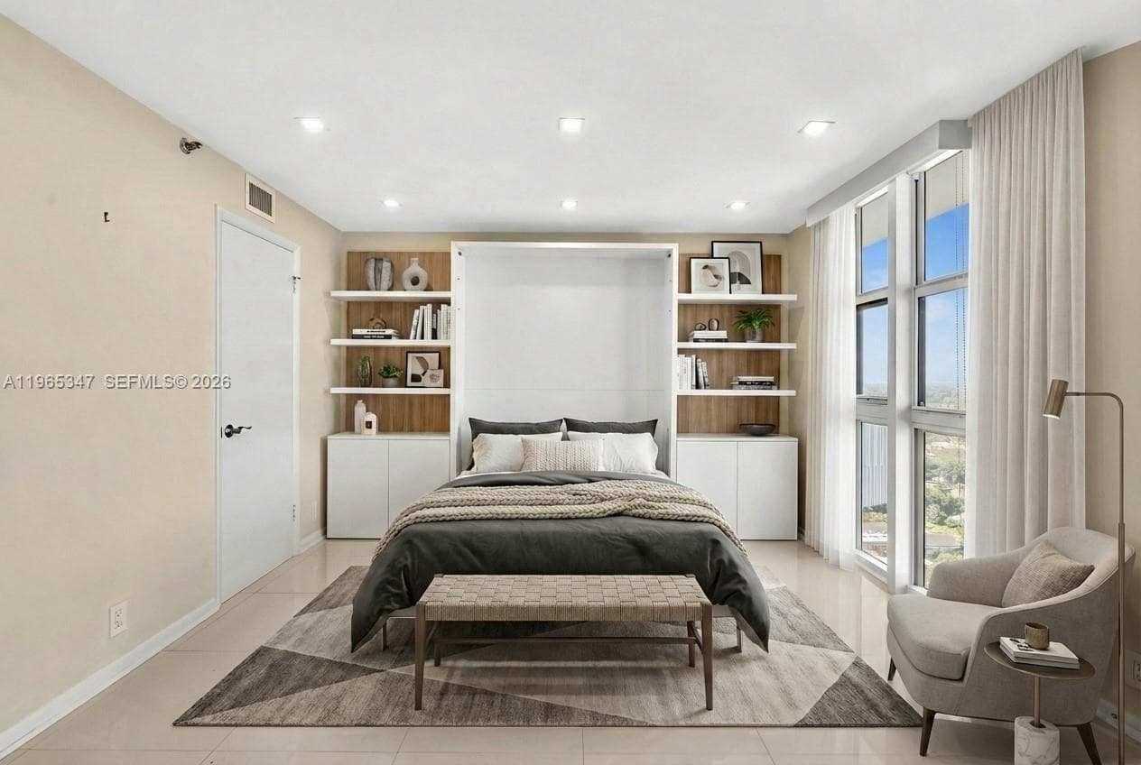 4000 Towerside Ter, Miami FL 33138 — 52