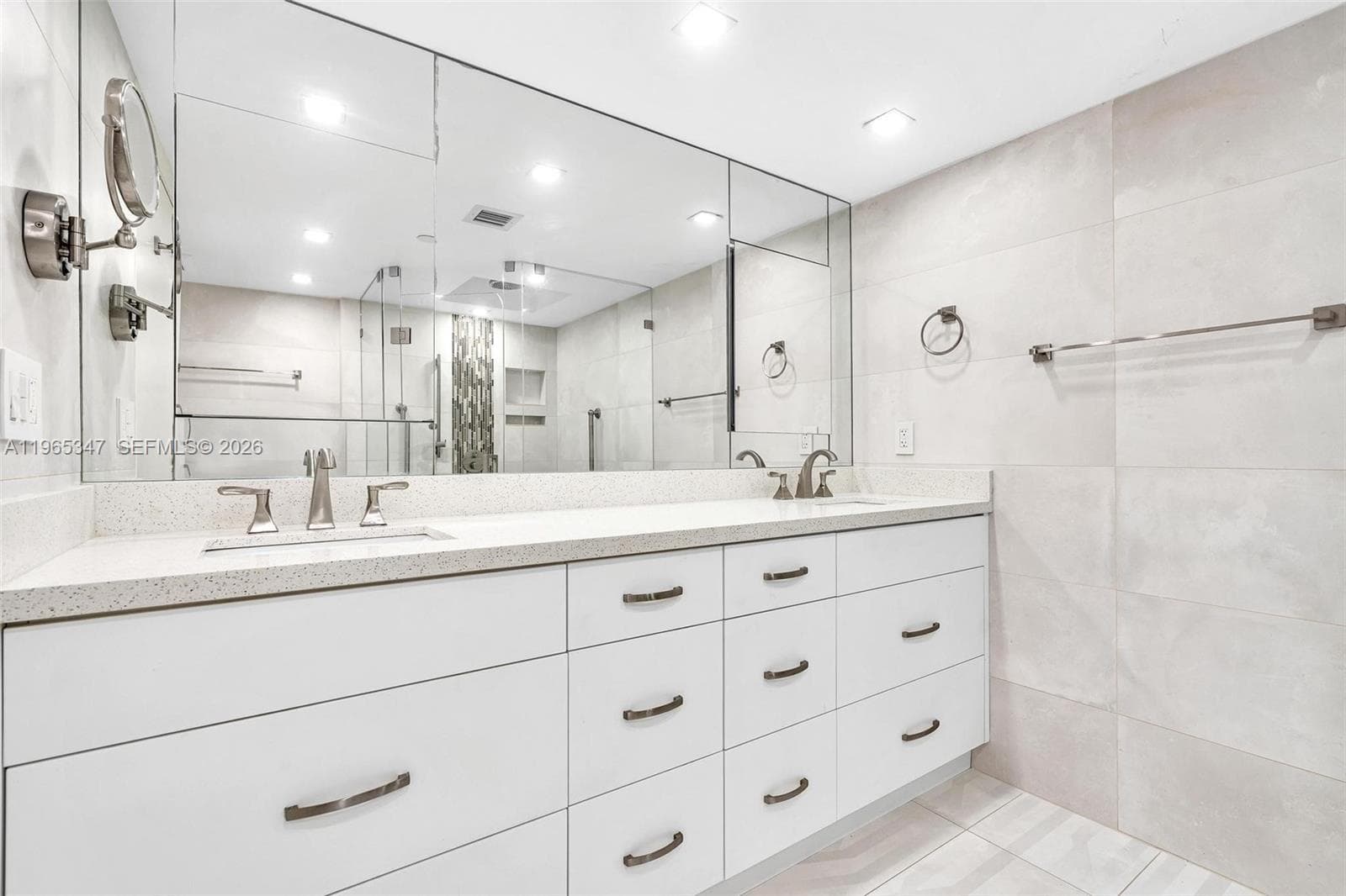 4000 Towerside Ter, Miami FL 33138 — 42