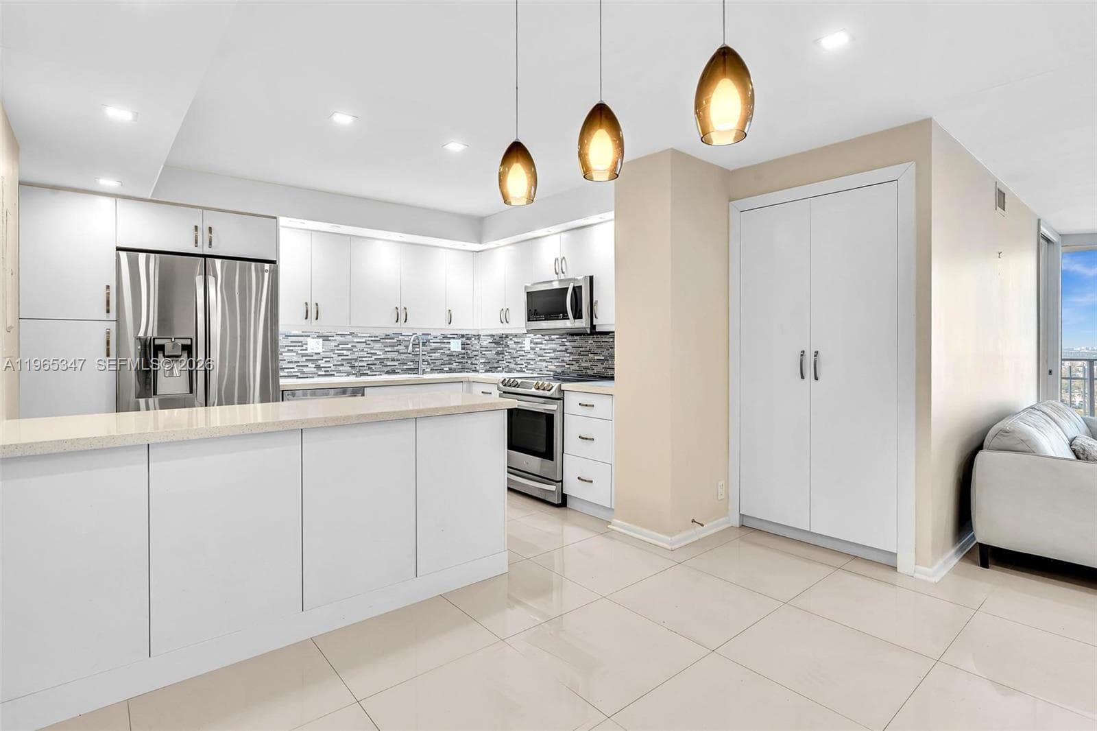 4000 Towerside Ter, Miami FL 33138 — 20