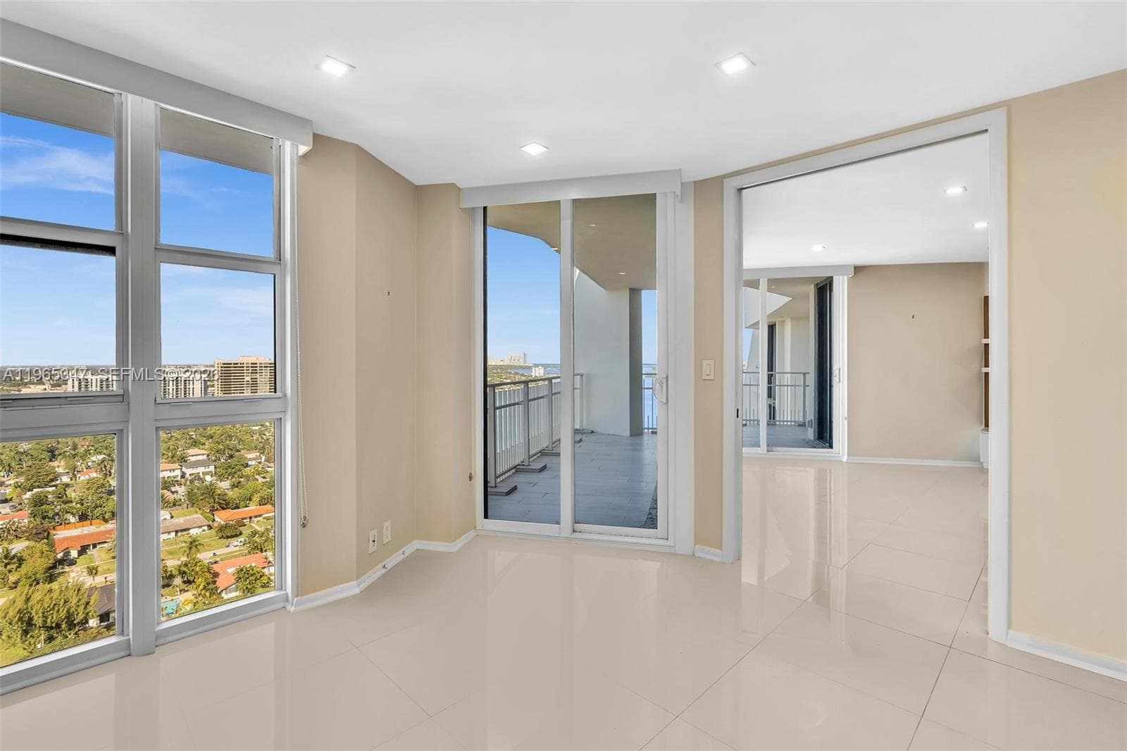 4000 Towerside Ter, Miami FL 33138 — 49