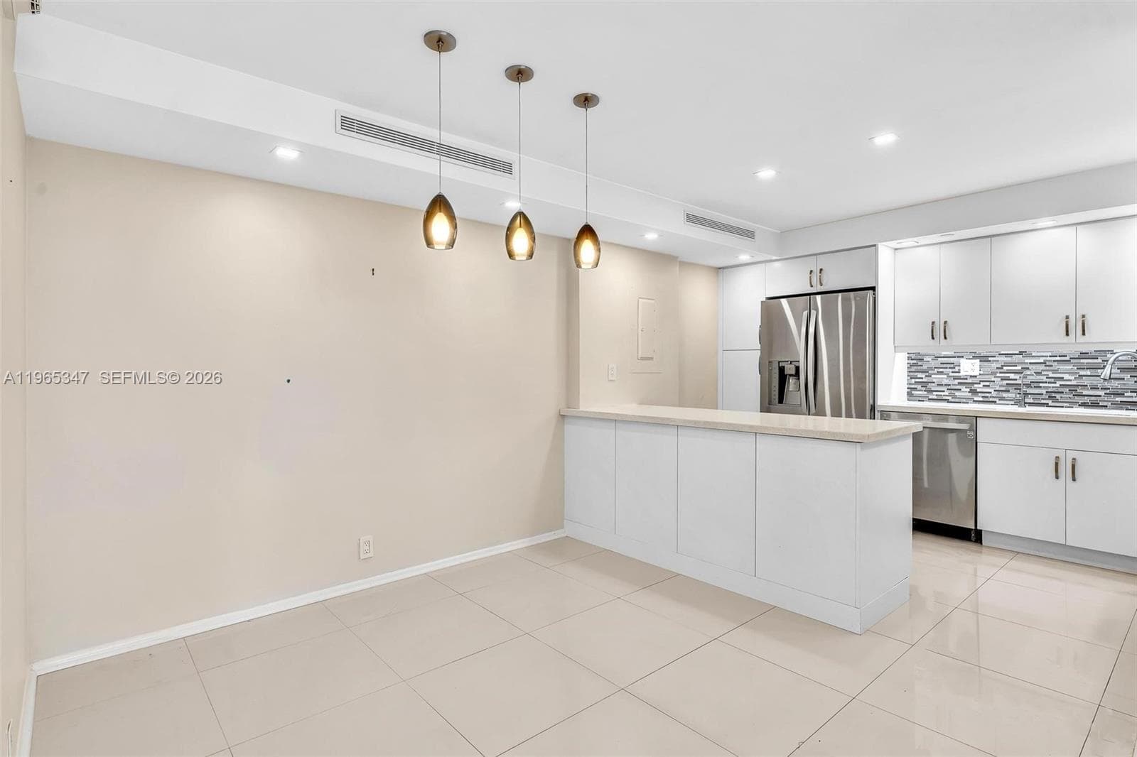4000 Towerside Ter, Miami FL 33138 — 18