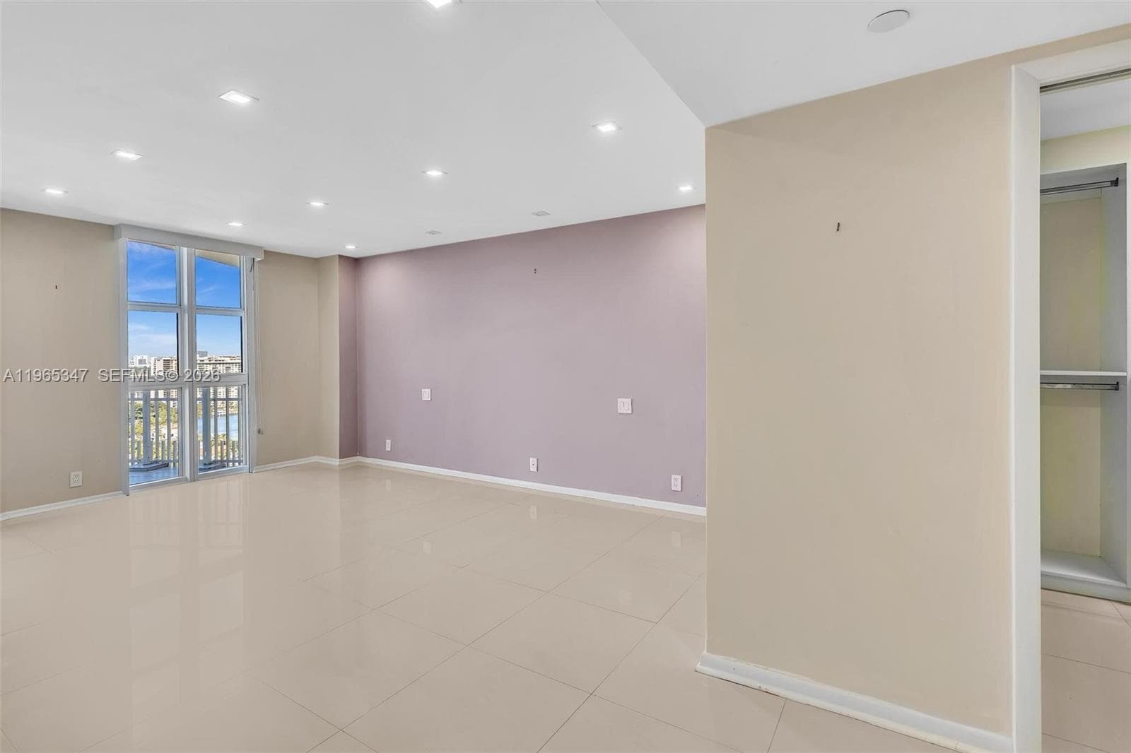 4000 Towerside Ter, Miami FL 33138 — 31