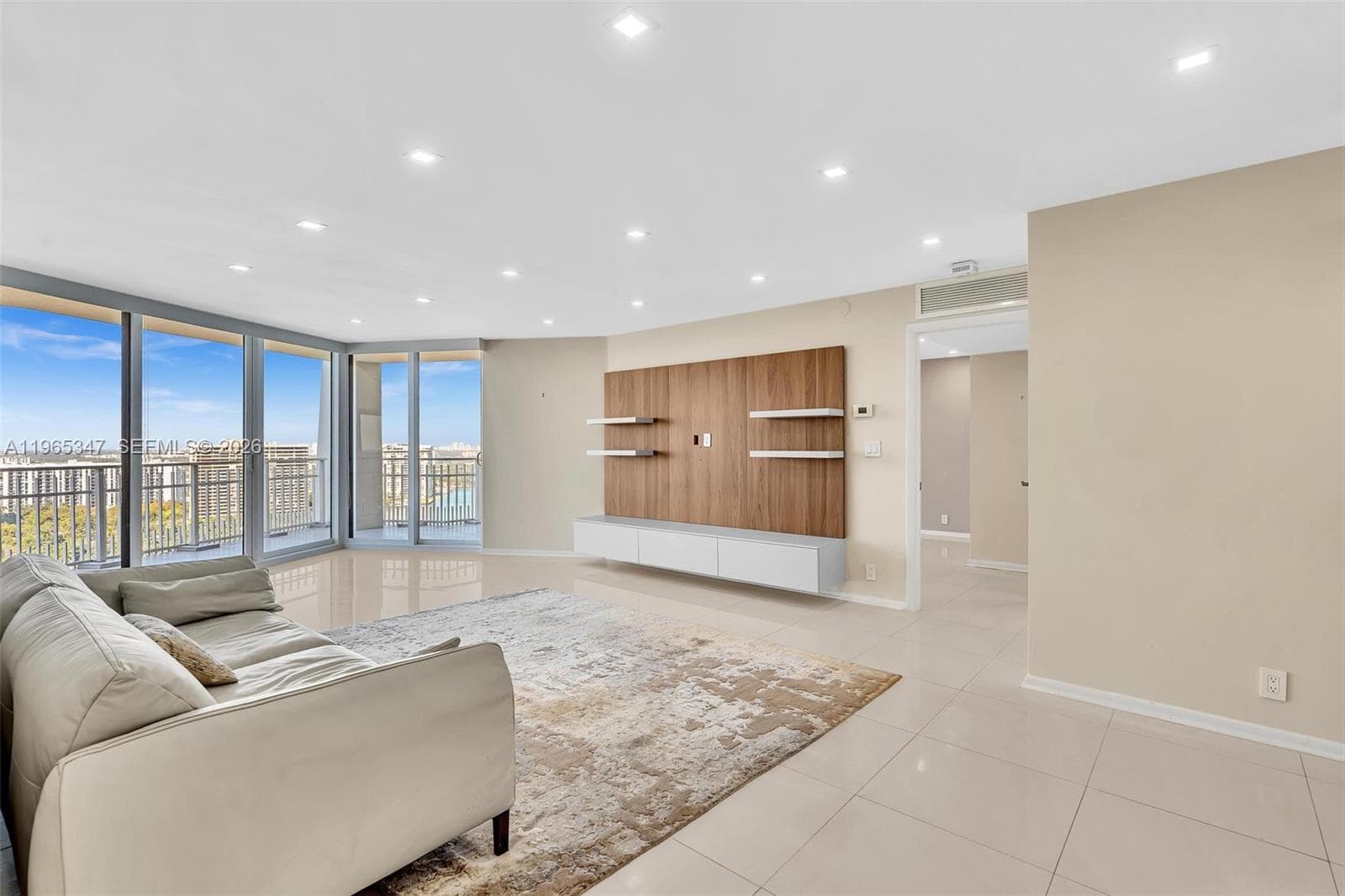4000 Towerside Ter, Miami FL 33138 — 4