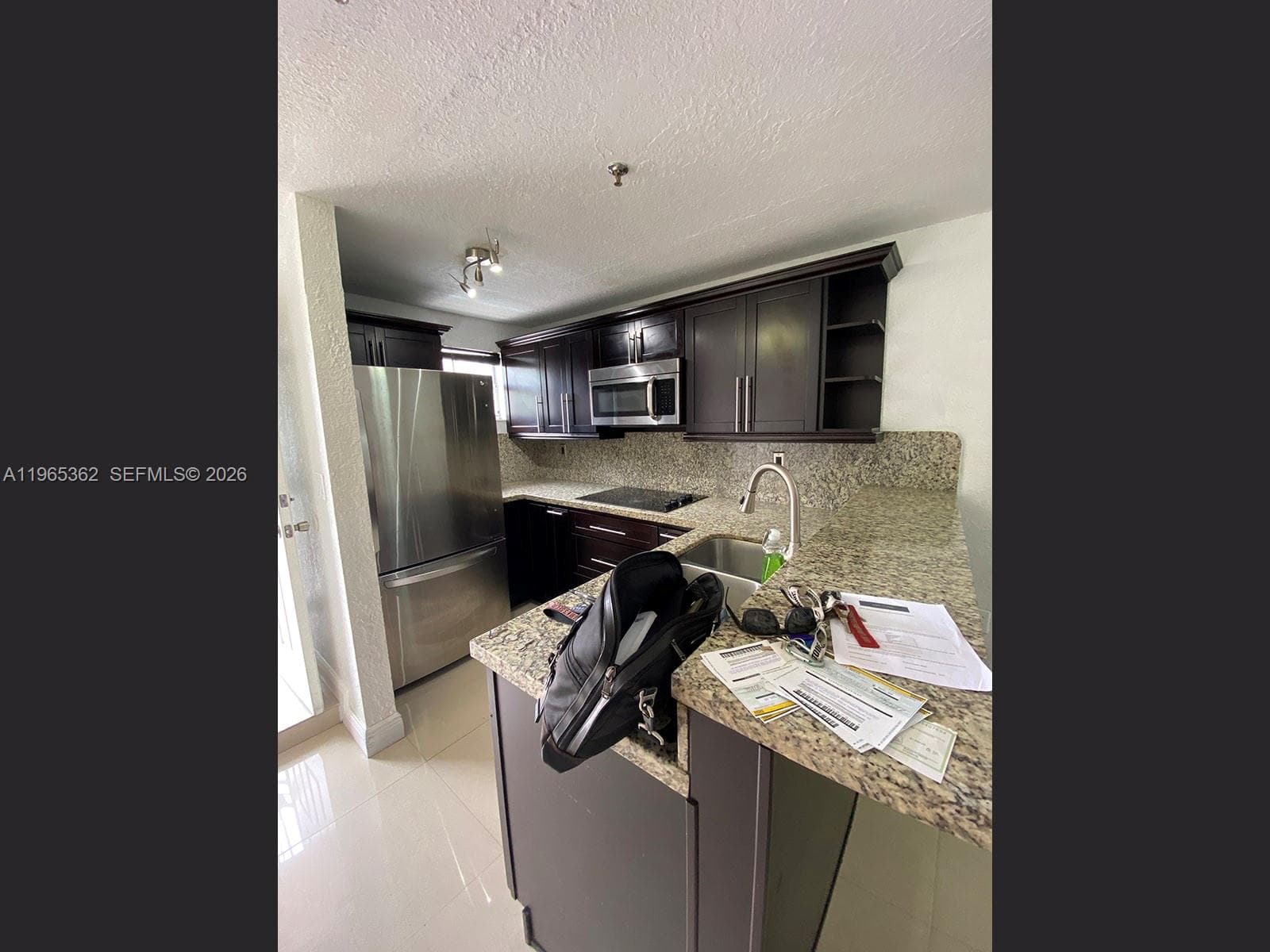 8031 NW 8th St # 17, Miami FL 33126 — 3