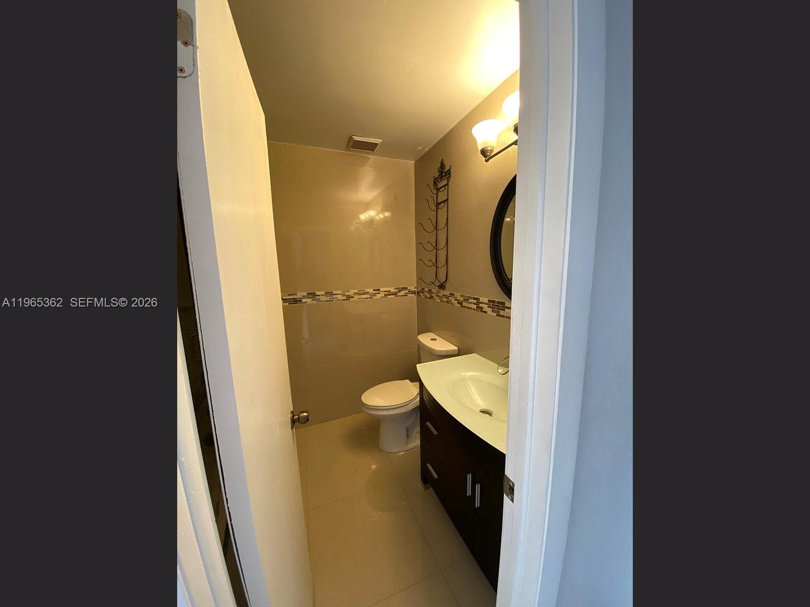 8031 NW 8th St # 17, Miami FL 33126 — 5