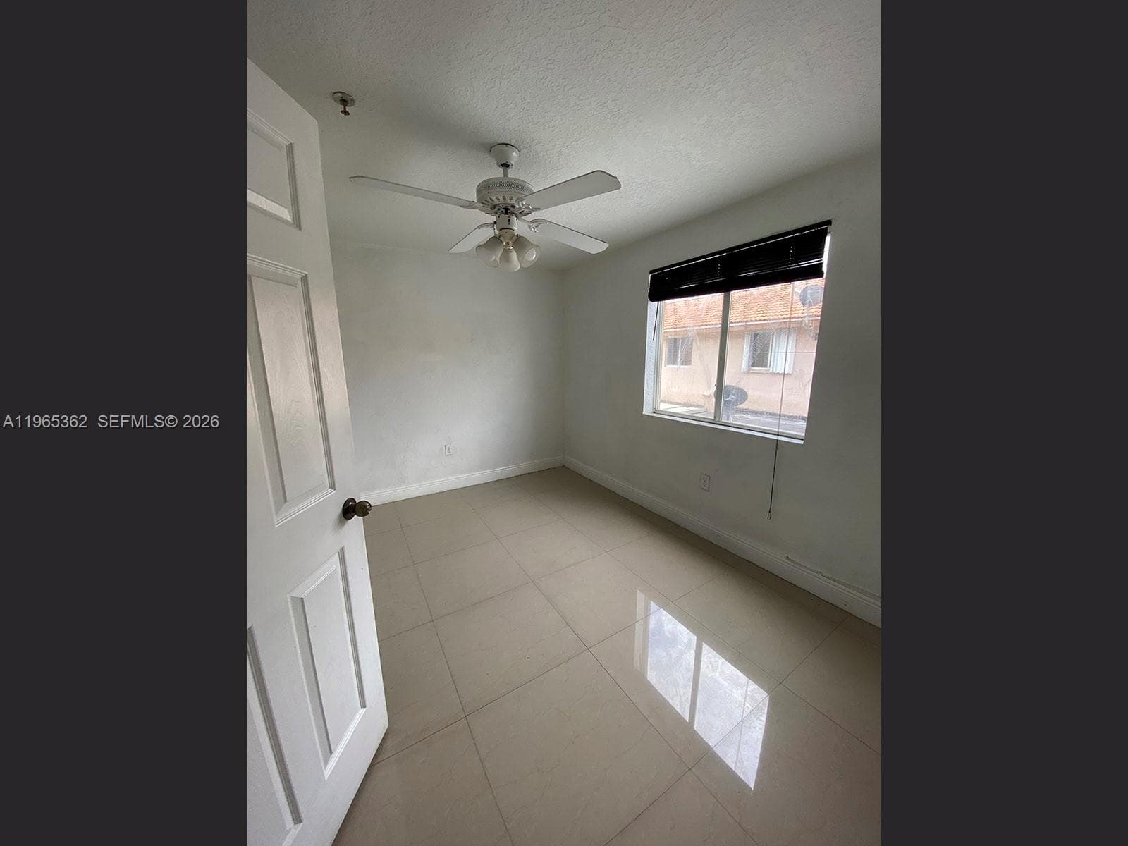 8031 NW 8th St # 17, Miami FL 33126 — 15